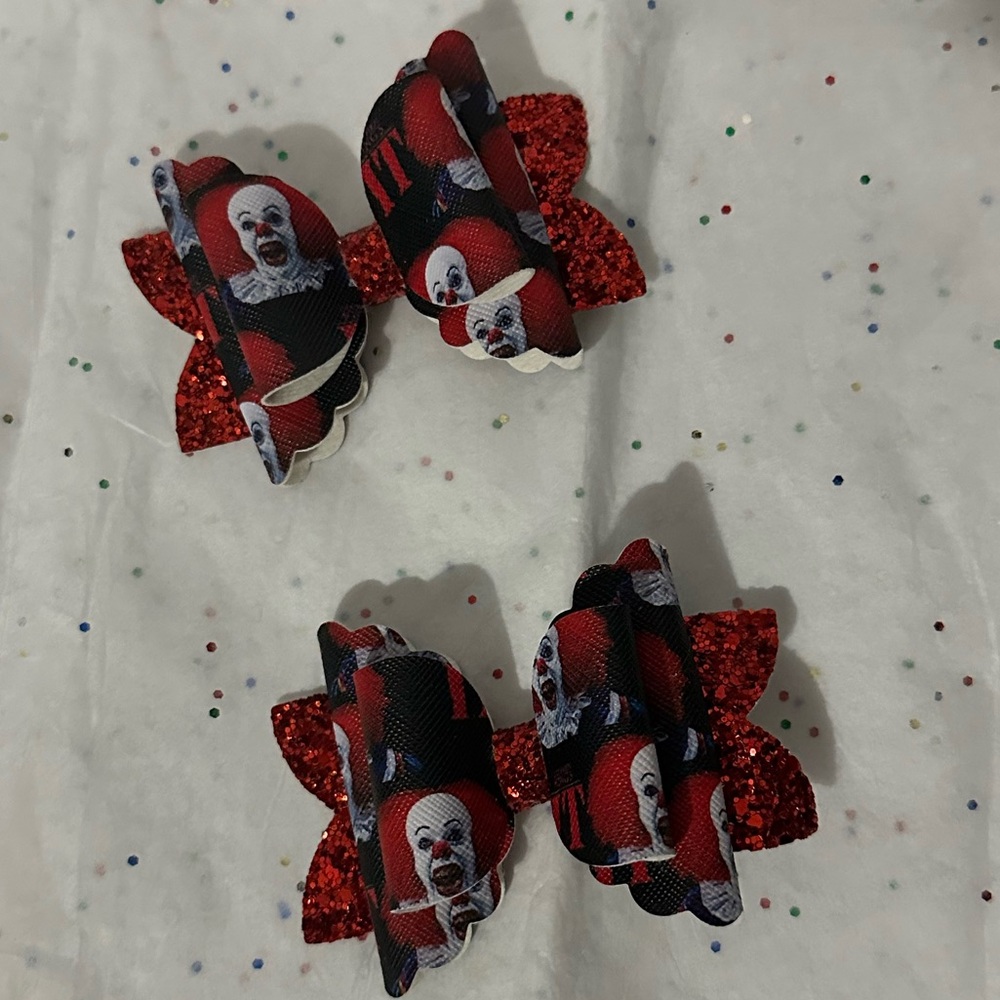 Bows - Picture 2 of 3